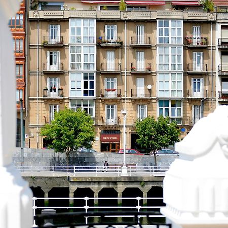 Hotel Ripa Bilbao Esterno foto