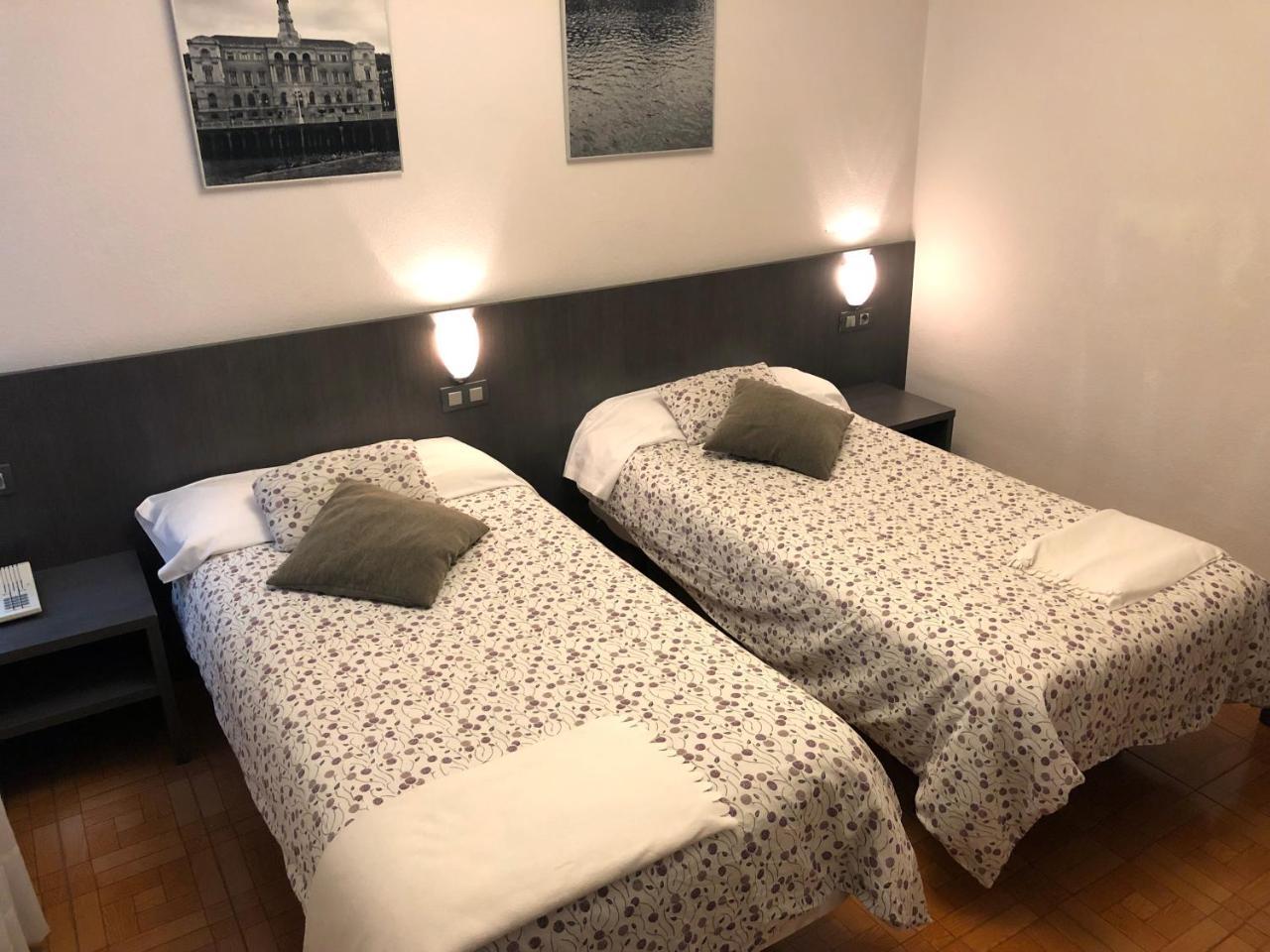 Hotel Ripa Bilbao Esterno foto