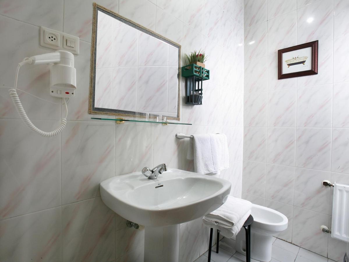 Hotel Ripa Bilbao Esterno foto